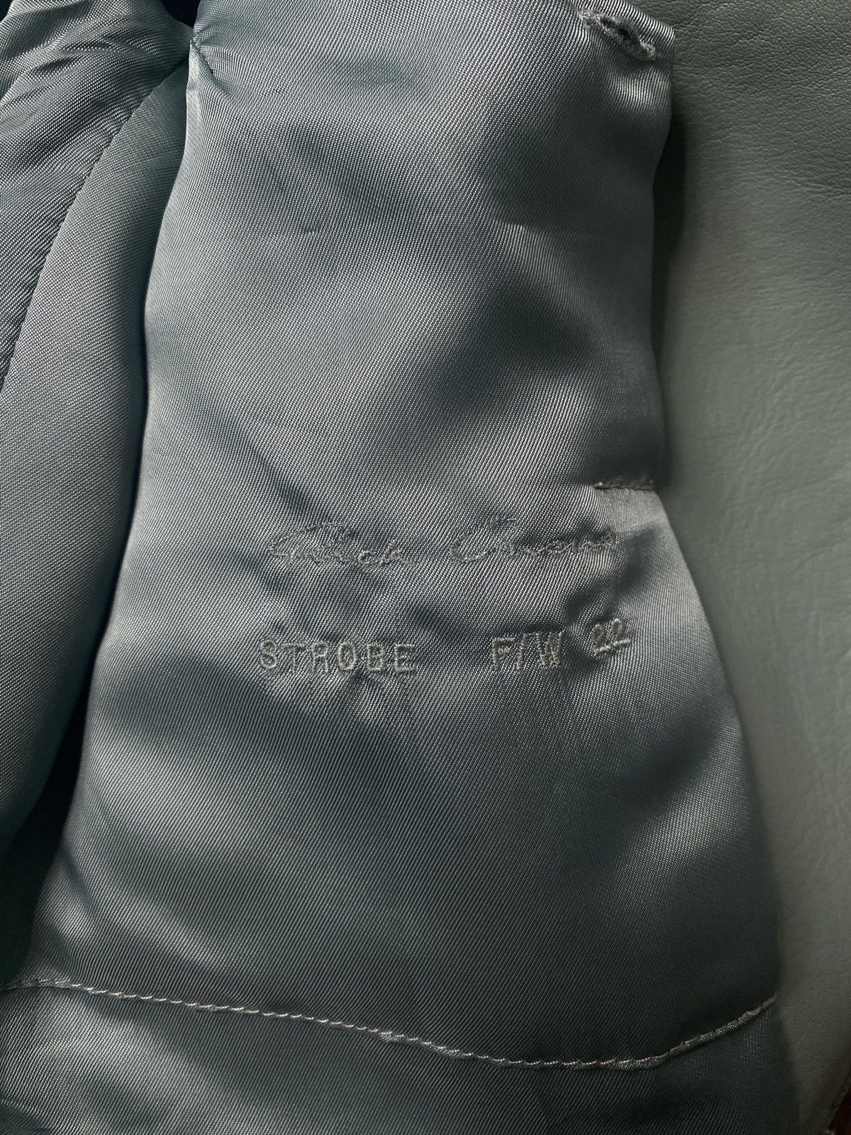 Rick Owens RICK OWENS FW22 TEC SHOULDERS KLAUS PONYHAIR COW FUR JACKET Size US L / EU 52-54 / 3 - 17 Thumbnail