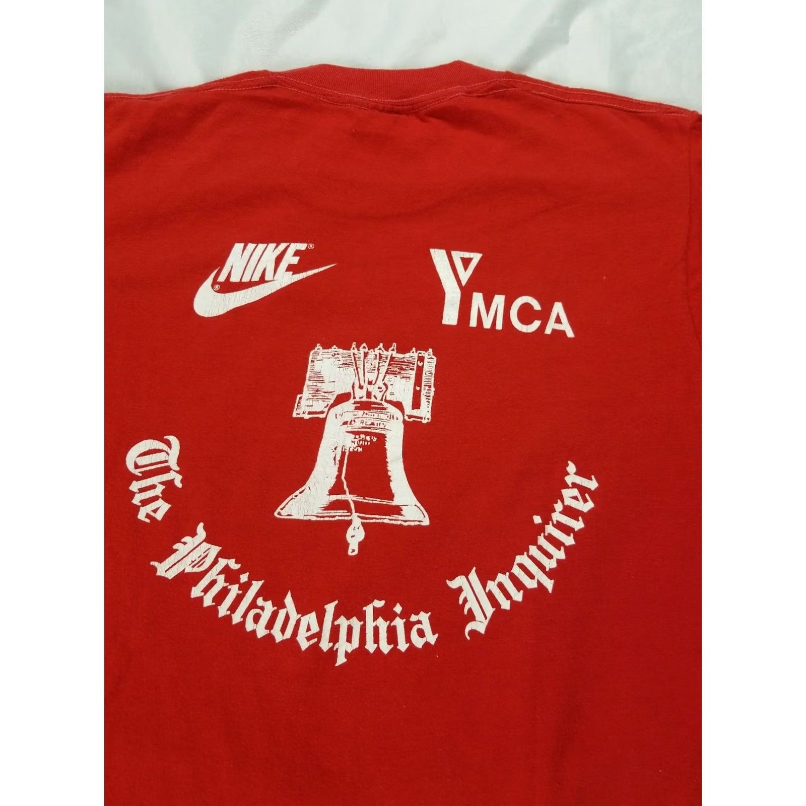 Vintage VINTAGE 80s PHILADELPHIA DISTANCE RUN 1983 YMCA LIBERTY BELL shirt Large Nike Unisex Adult Short Sleeve Red Cotton Blend Graphic Tee Size US L / EU 52-54 / 3 - 6 Thumbnail