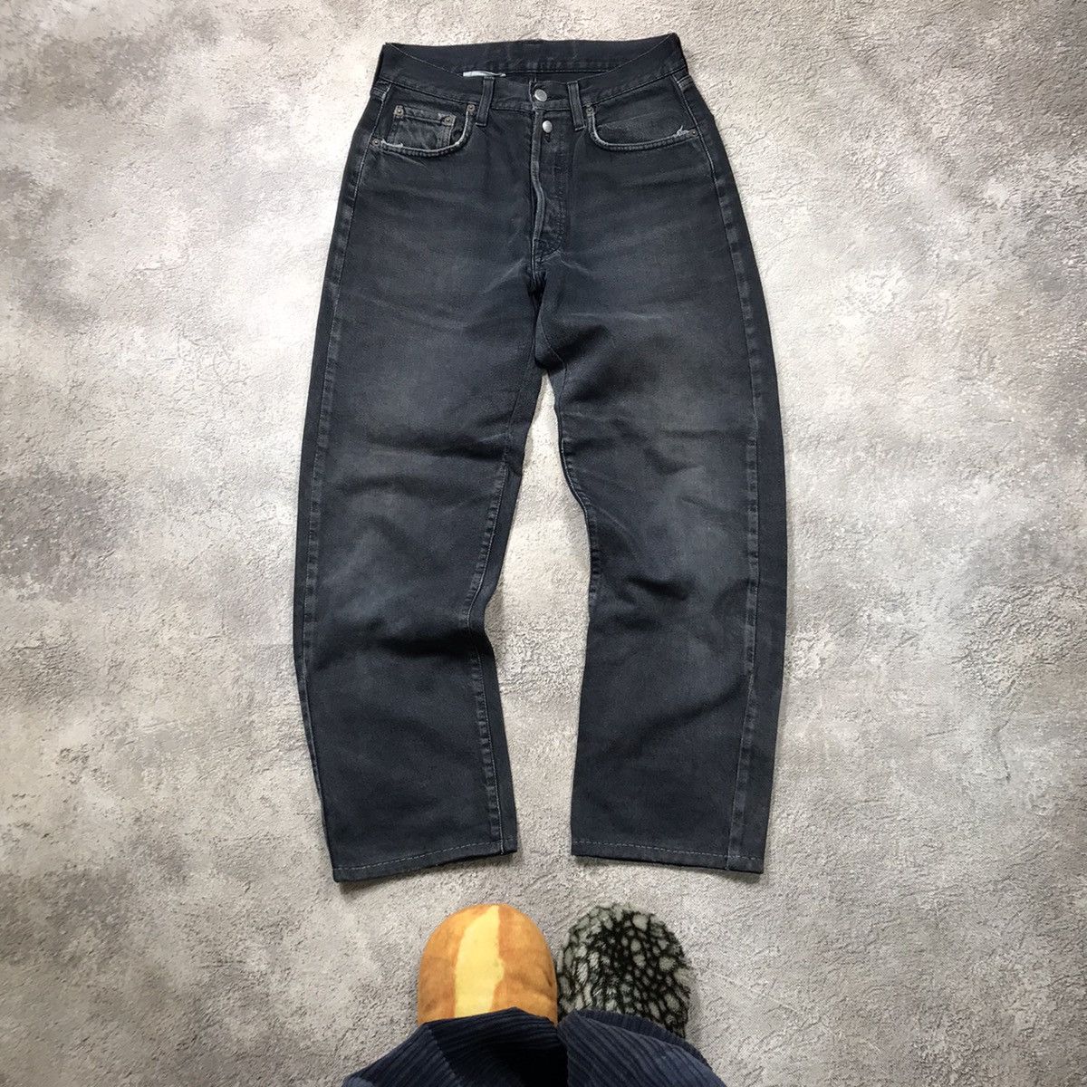 Vintage Vintage Y2K Baggy Distressed Japanese Jeans Grunge Logo 29 Size US 29 - 1 Thumbnail