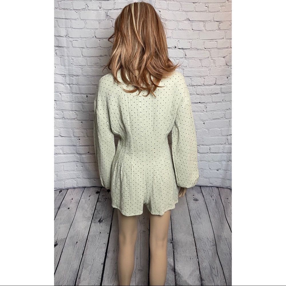 Other NWT New Le Lis LONG BALLON SLEEVE PLEATED ROMPER Size S Size 28" / US 6 / IT 42 - 7 Thumbnail