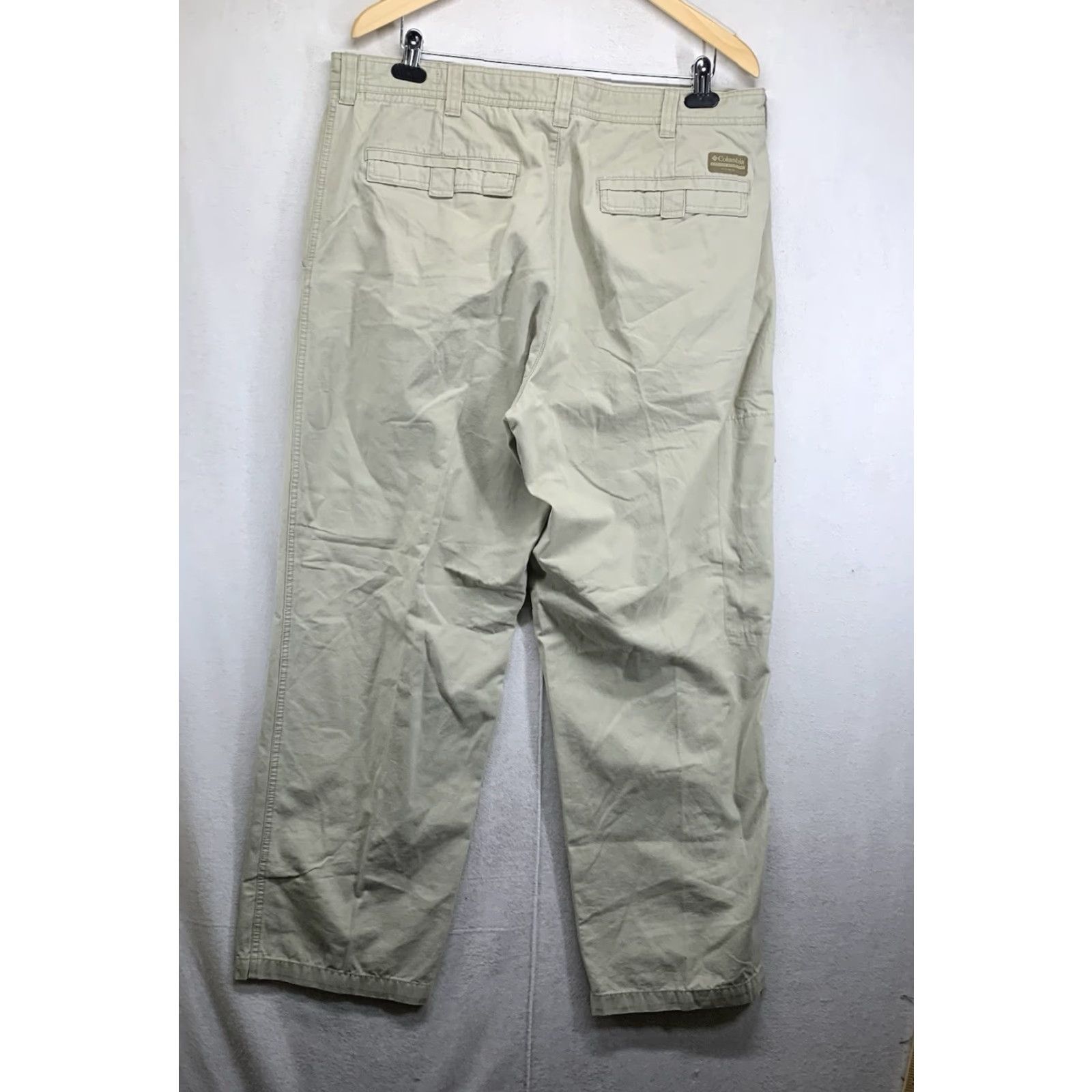 Vintage VINTAGE Columbia Men's Pants Khakis Casual Hiking Workwear 38x30 Beige Cotton Size US 38 / EU 54 - 2 Thumbnail