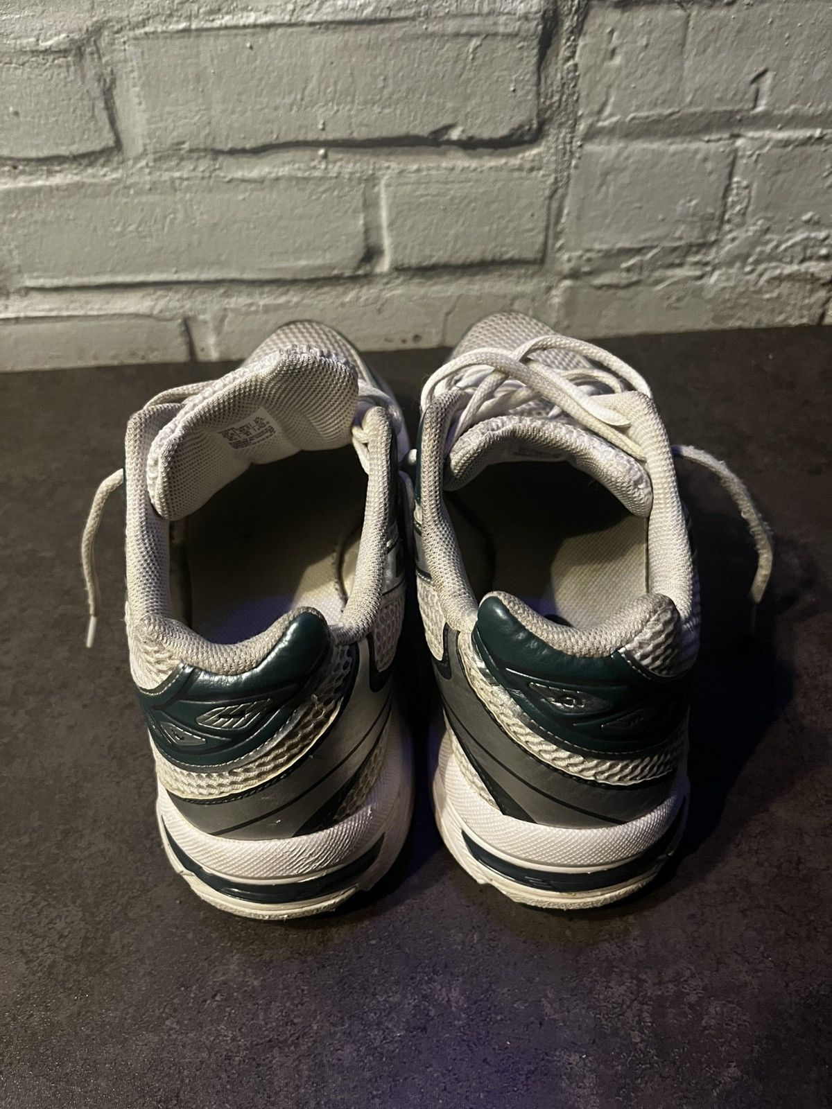 Asics ASICS 1130 Size US 9.5 / EU 42-43 - 3 Thumbnail