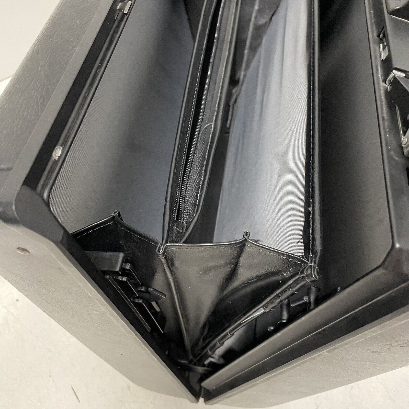 Samsonite Samsonite Quantum Black Attache Briefcase W/ Combo Lock Bag Size ONE SIZE - 11 Thumbnail