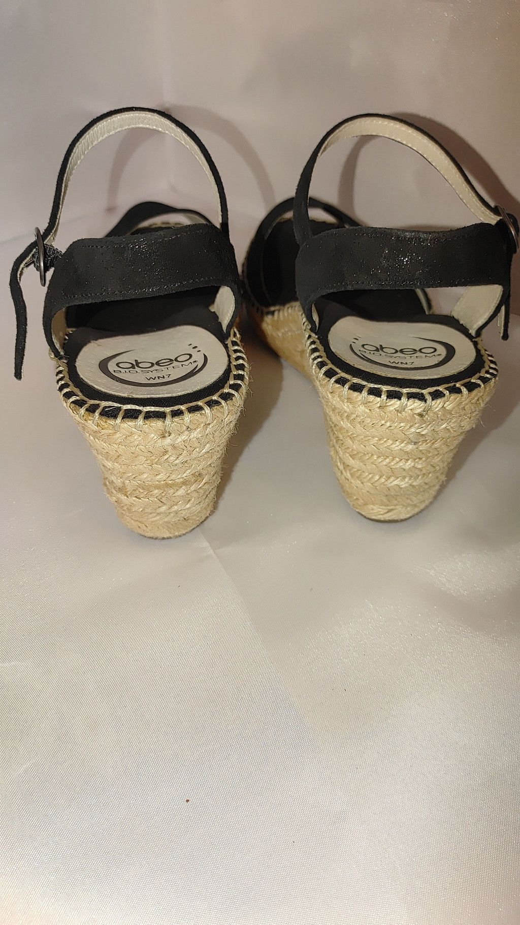 Abercrombie & Fitch abeo Biosystem Danika Sandals Size 7N Size US 7 / IT 37 - 6 Thumbnail