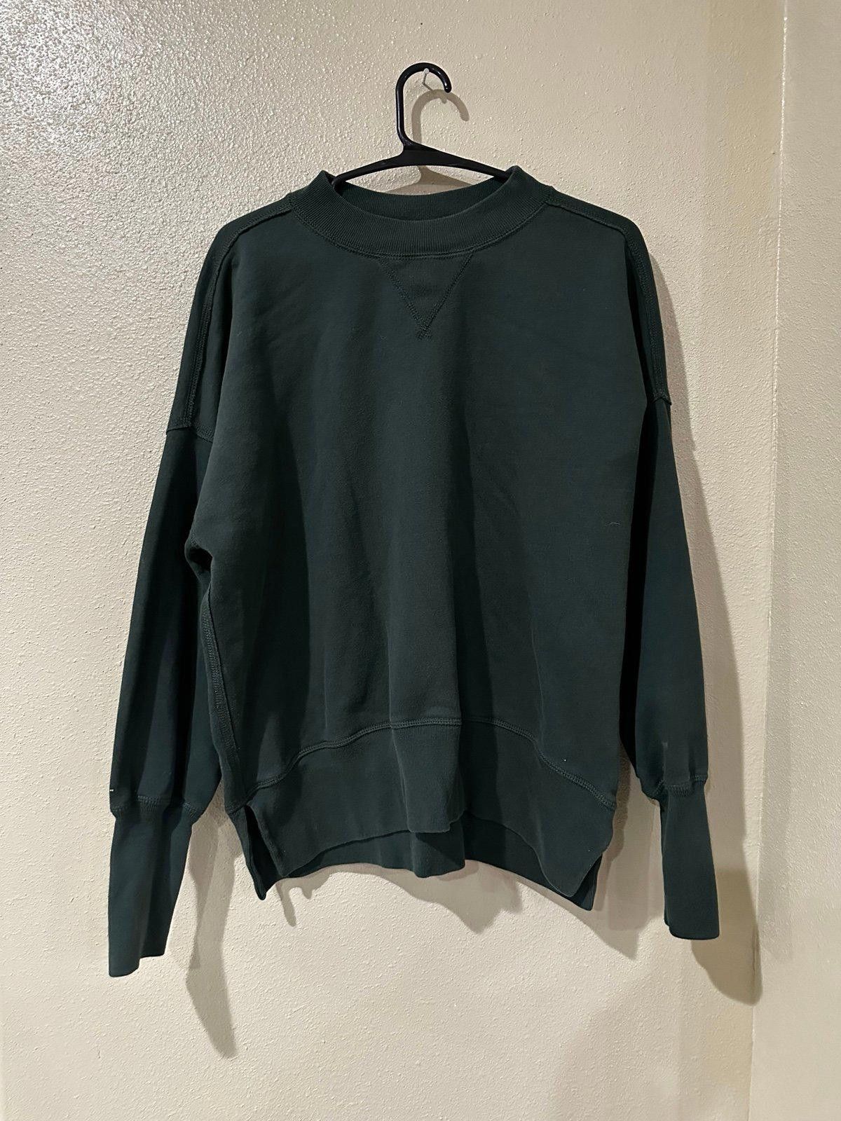 Lululemon Abercrombie and Fitch sweater Size S / US 4 / IT 40 - 1 Thumbnail
