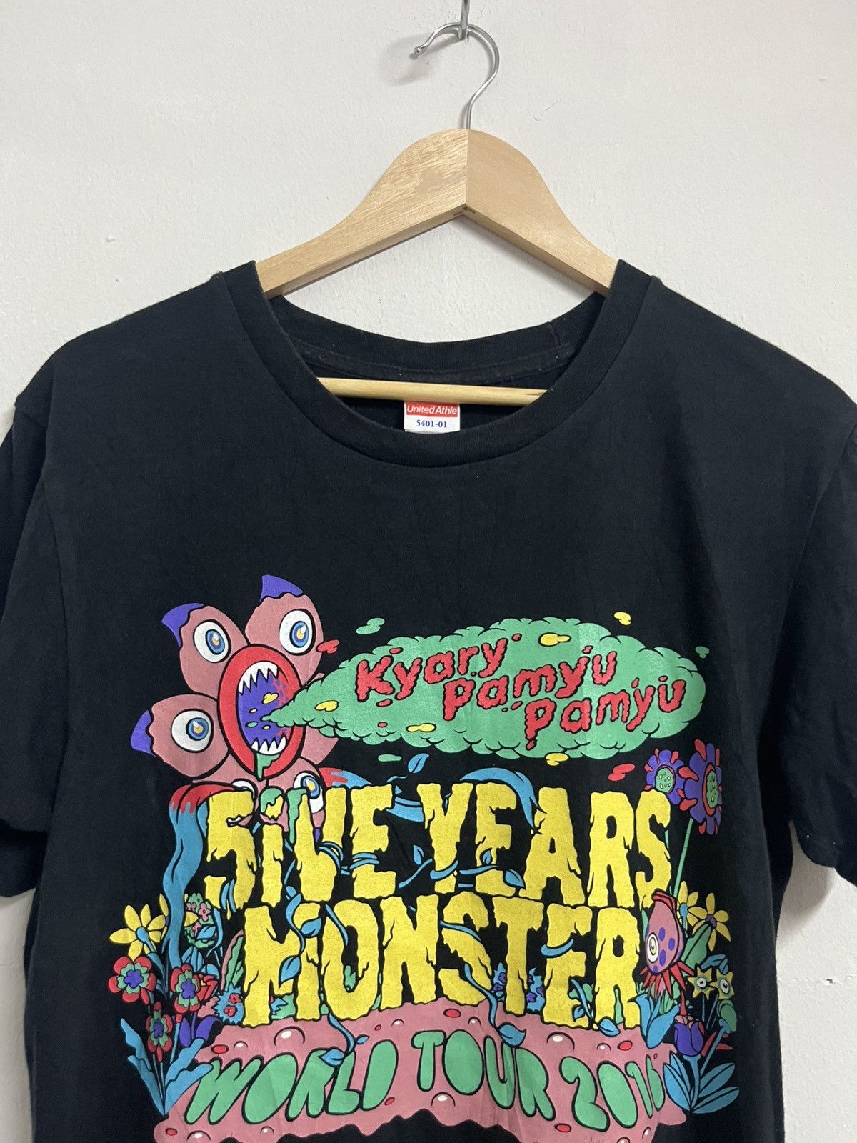 20471120 💥Offer Me💥Kyary Pamyu Pamyu Five Years Monster Tour Size US M / EU 48-50 / 2 - 2 Thumbnail