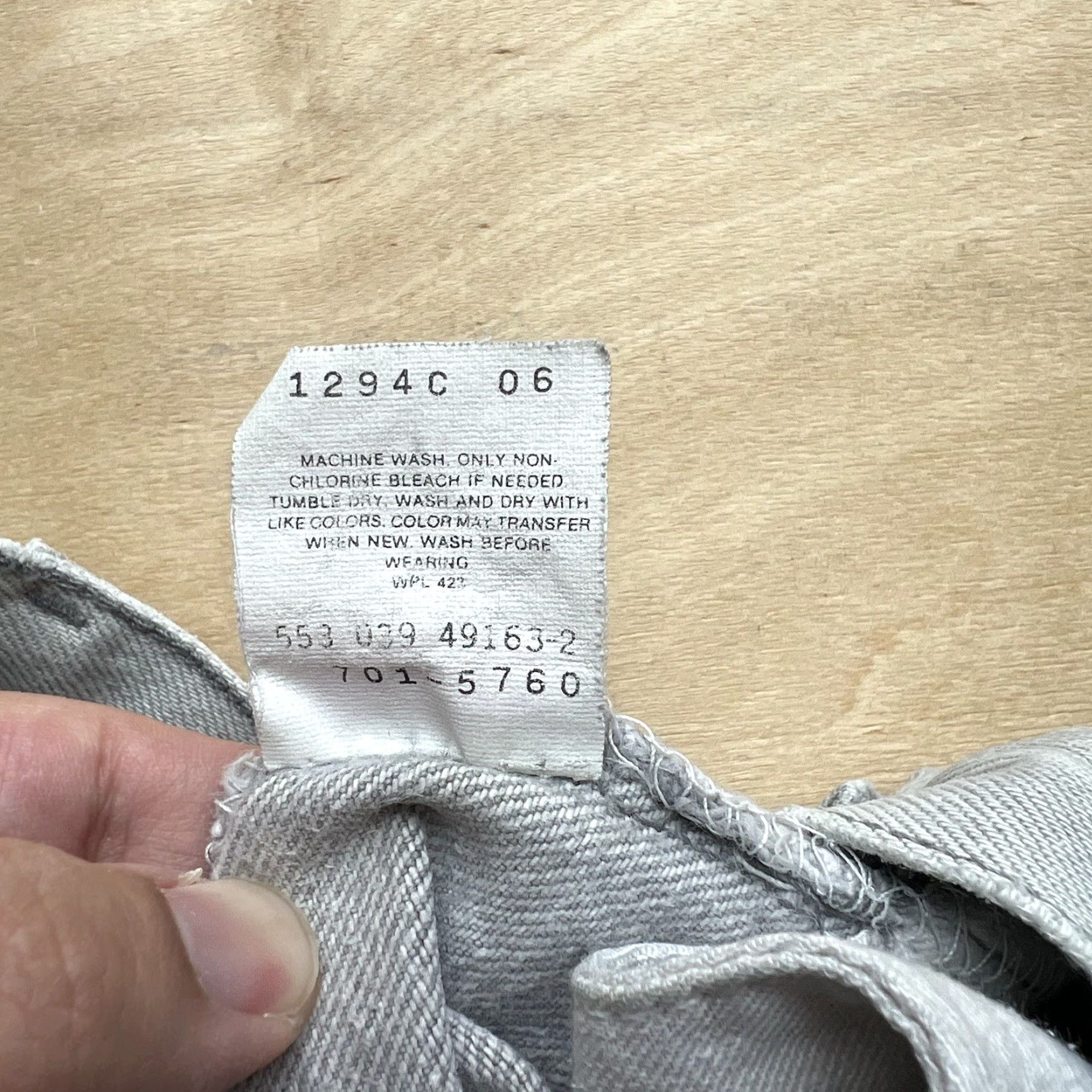 Levi's VINTAGE Levi's Levi's 701 Jeans 28 Gray 80s Denim Made in USA Western Summer Student Fit Mens Jeans Size US 28 / EU 44 - 5 Thumbnail