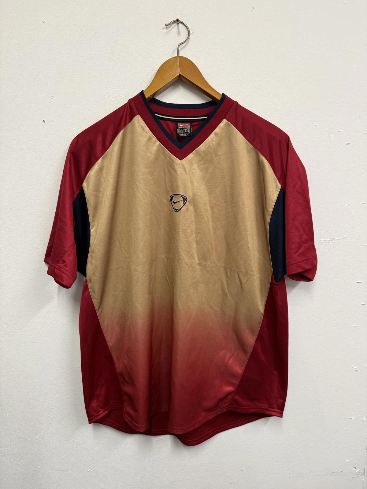 Nike Nike Team Gradient Red and Beige Sports Shirt XL Size US XL / EU 56 / 4 - 1 Thumbnail