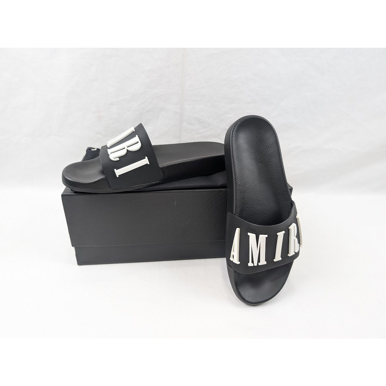 Amiri o1rshd1 Logo Pool Slide Slipper in Black/White Size US 12 / EU 45 - 17 Thumbnail