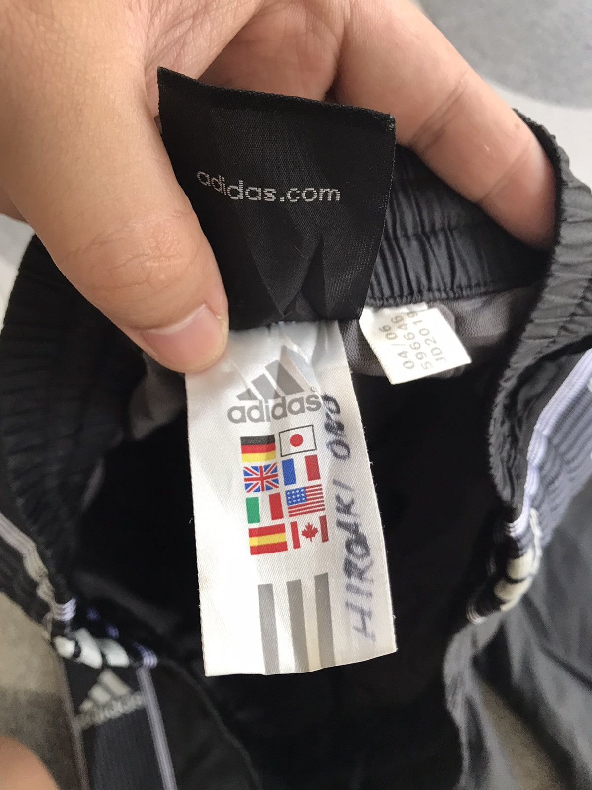 Adidas × Vintage Y2K Adidas Nylon Tapped Size US 31 - 6 Thumbnail