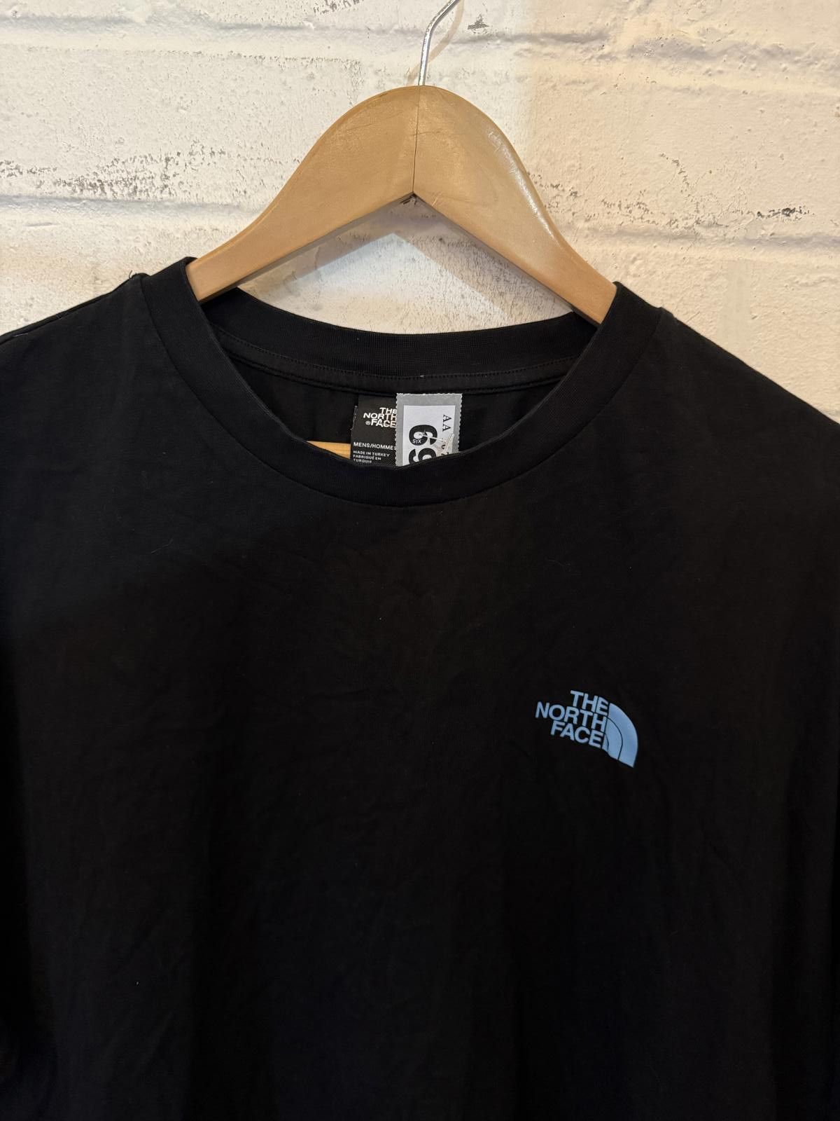 The North Face The North Face Men's Black Graphic T-Shirt Size US M / EU 48-50 / 2 - 2 Thumbnail