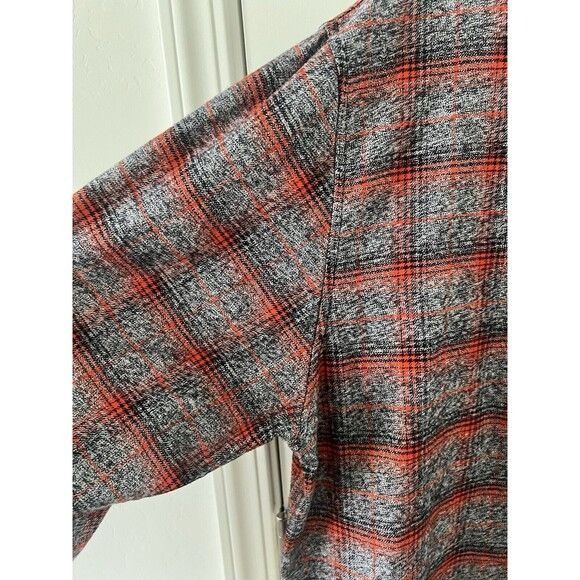 Calvin Klein Calvin Klein Mens Gray & Red Plaid Button-Up Long-Sleeve Shi Size US L / EU 52-54 / 3 - 5 Thumbnail