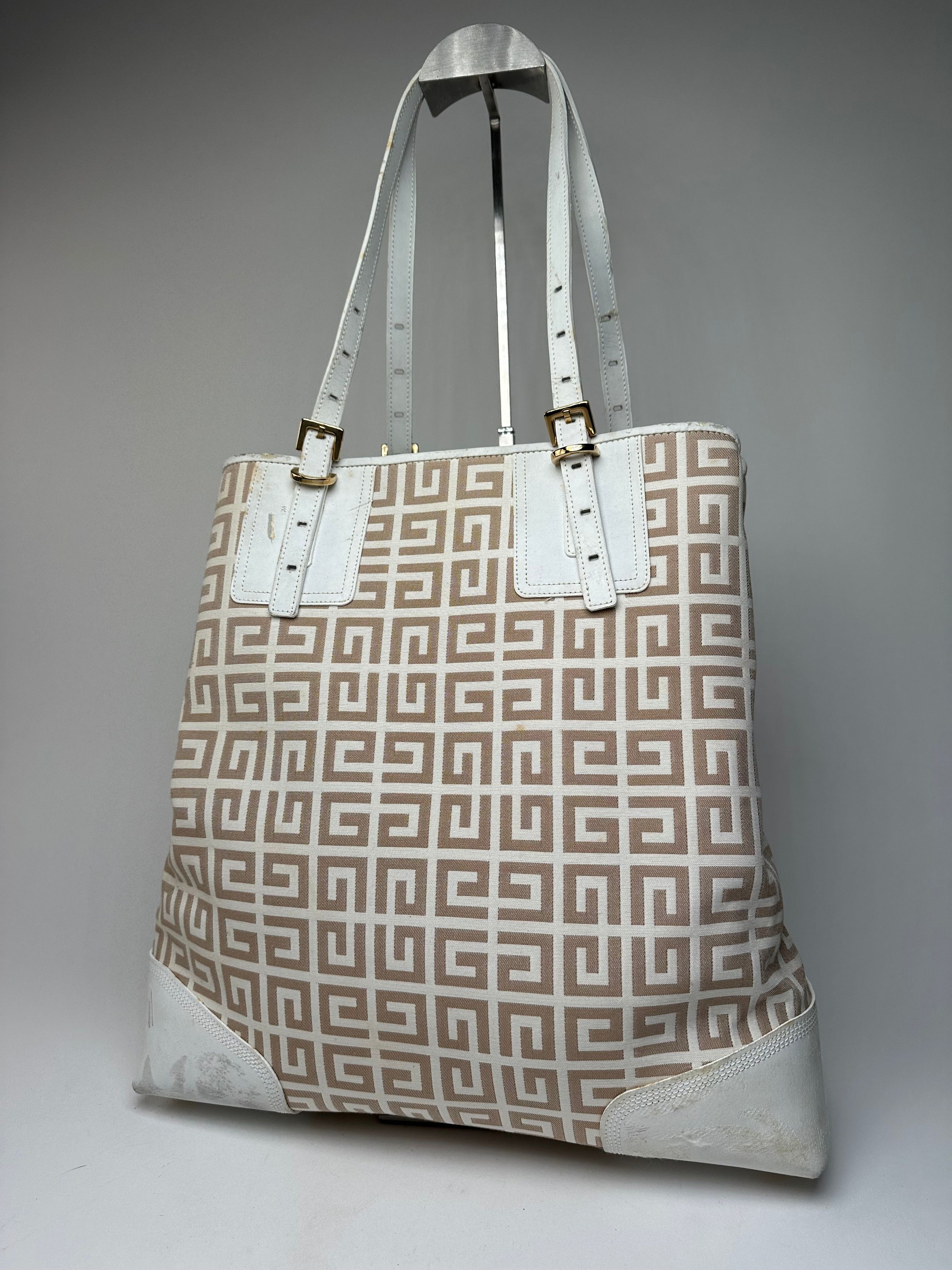 Givenchy Vintage Monogram Leather Canvas Bag White Gold Size ONE SIZE - 1 Thumbnail
