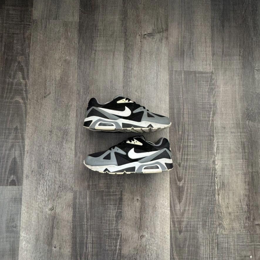 Nike NIKE • Air Structure Triax 91 (11M) Size US 11 / EU 44 - 1 Thumbnail