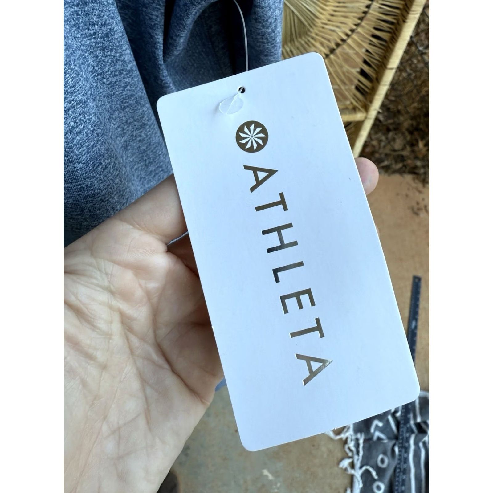 Athleta Athleta Dress Blue Heather Uptempo Shirt L Long Sleeve Crew Neck Pockets Size L / US 10 / IT 46 - 7 Thumbnail