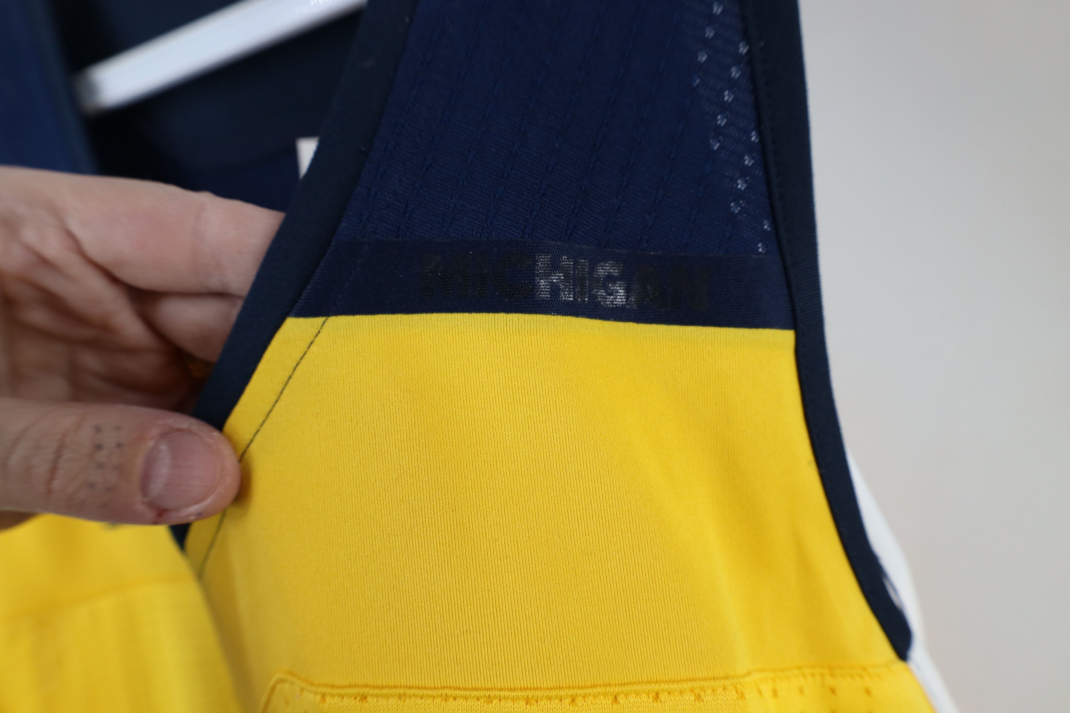 Adidas × Vintage New Sample Adidas University of Michigan Basketball Jersey Size US L / EU 52-54 / 3 - 4 Thumbnail