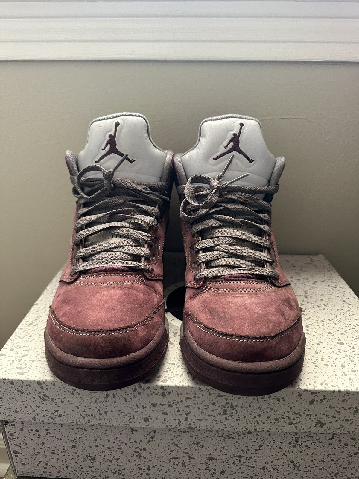 Jordan Brand Air Jordan 5 Burgundy Size US 7.5 / EU 40-41 - 3 Thumbnail