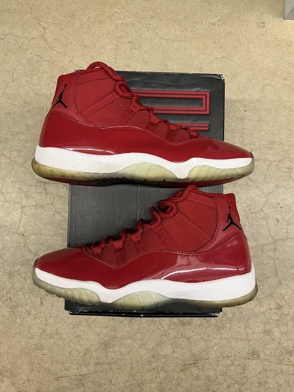 Jordan Brand Jordan 11 Retro Win Like ‘96 Size 11 Size US 11 / EU 44 - 2 Thumbnail