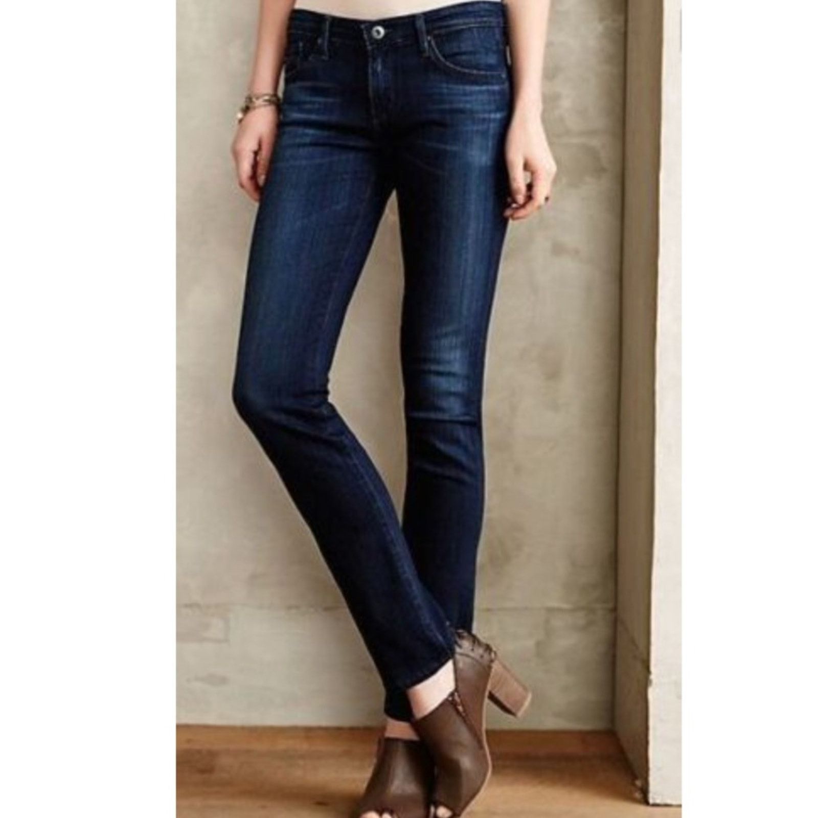 AG Adriano Goldschmied AG Adriano Goldschmied The Stevie Slim Straight - 25R Size 25" / US 0 / IT 36 - 1 Thumbnail