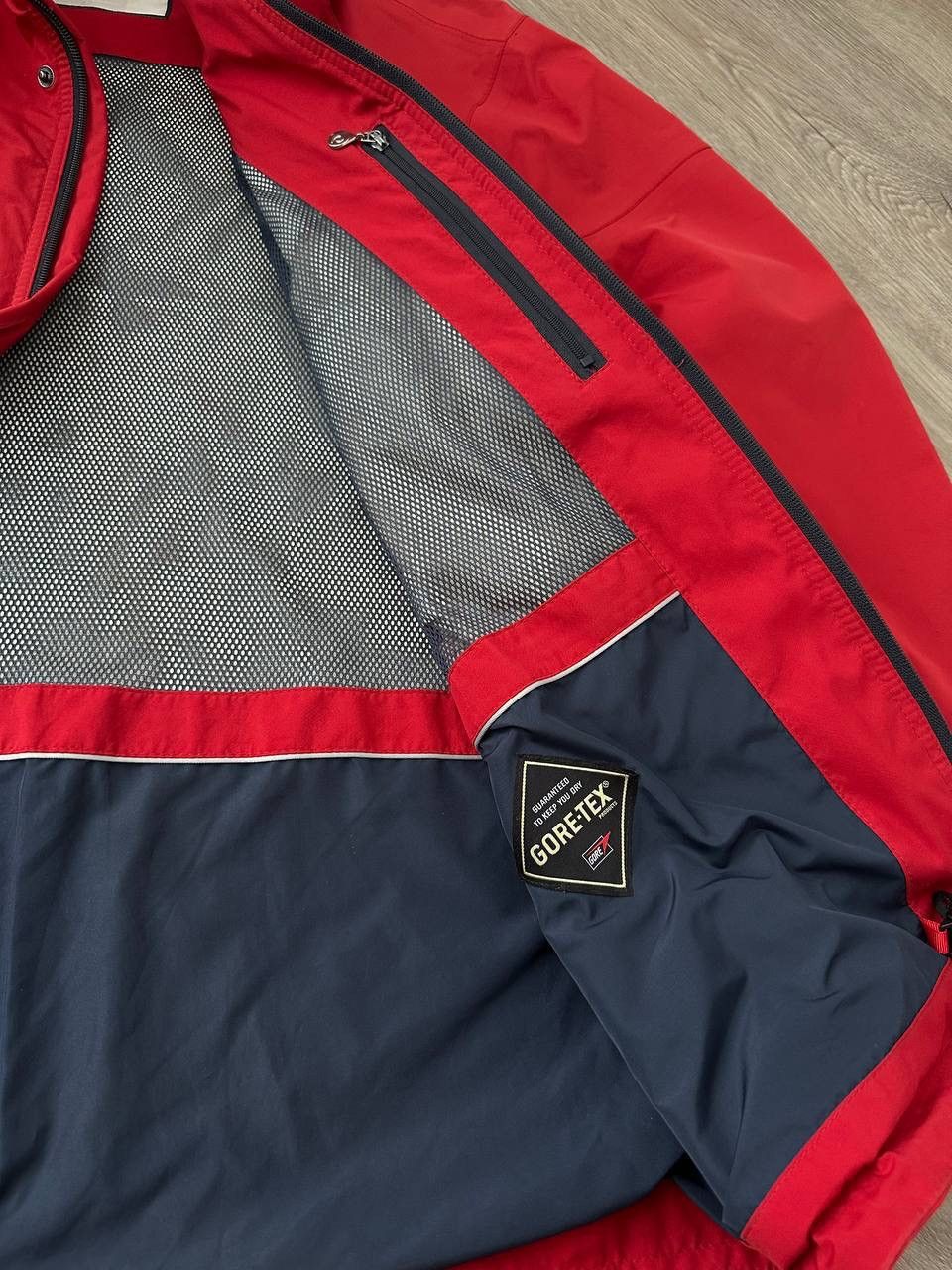 Goretex × Pierre Cardin × Vintage Vintage Pierre Cardin Red Zip Gore-Tex Jacket Size US M / EU 48-50 / 2 - 19 Thumbnail