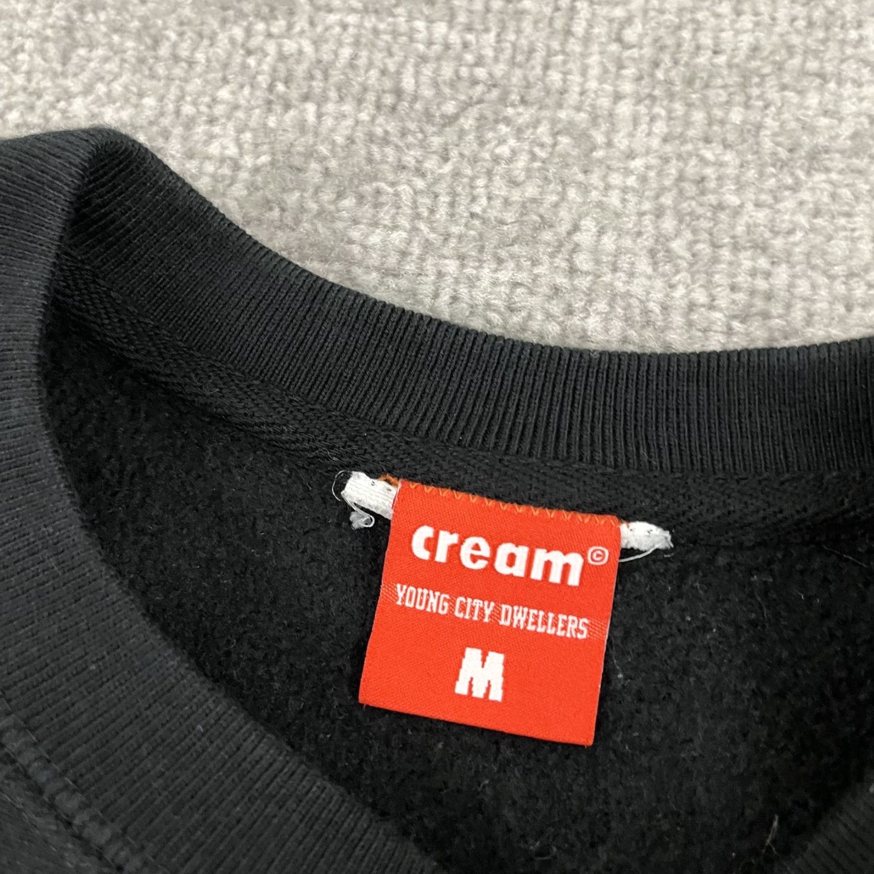 Vintage Cream by Eighty Sweatshirt Adult Medium Black Young City Dwellers Philly PA Mens Size US M / EU 48-50 / 2 - 3 Thumbnail