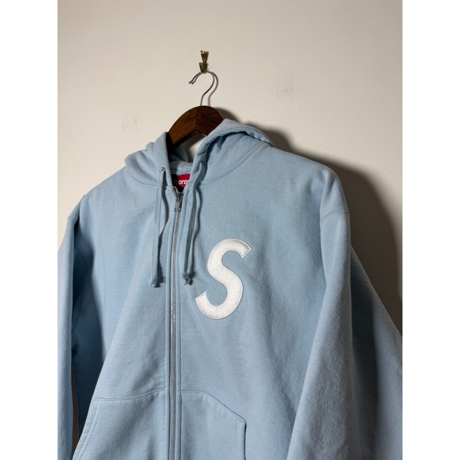 Supreme Supreme S Logo Zip Up Hooded Sweatshirt 'Light Blue' Size US S / EU 44-46 / 1 - 2 Thumbnail