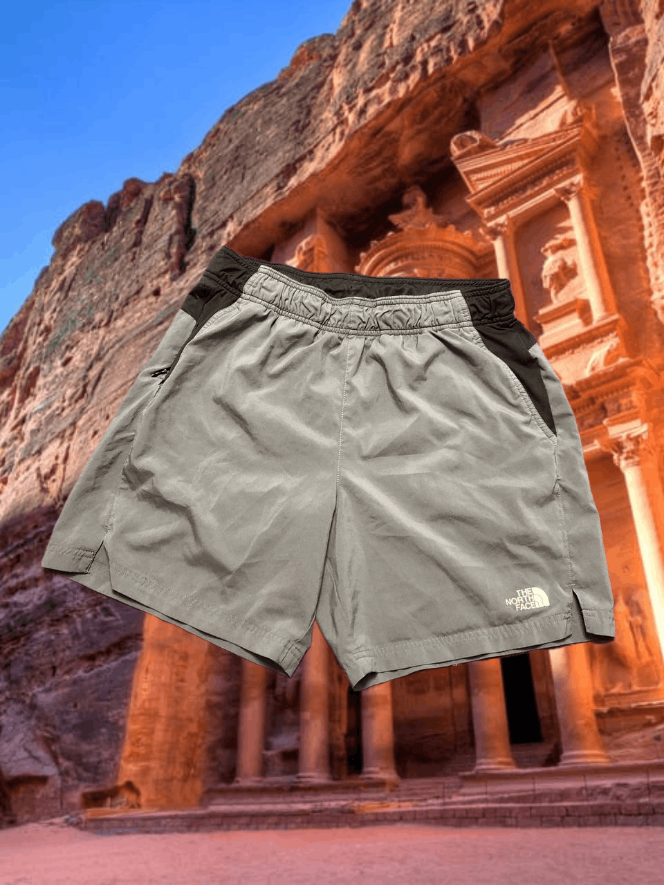 The North Face Vintage TNF Shorts gray Y2K The North Face Size US 32 / EU 48 - 1 Thumbnail