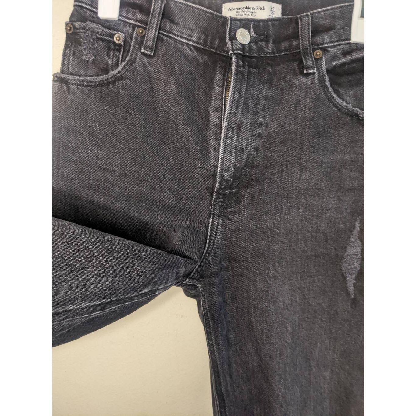Abercrombie & Fitch Abercrombie & Fitch '90s Straight Ultra High Rise Jeans 26/2 Size 26" / US 2 / IT 38 - 6 Thumbnail