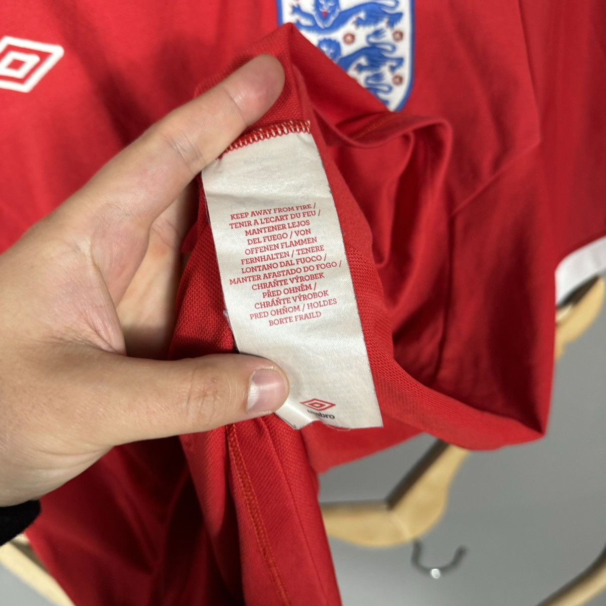 Umbro Umbro England 2010 South Africa Soccer Jersey Size US S / EU 44-46 / 1 - 6 Thumbnail