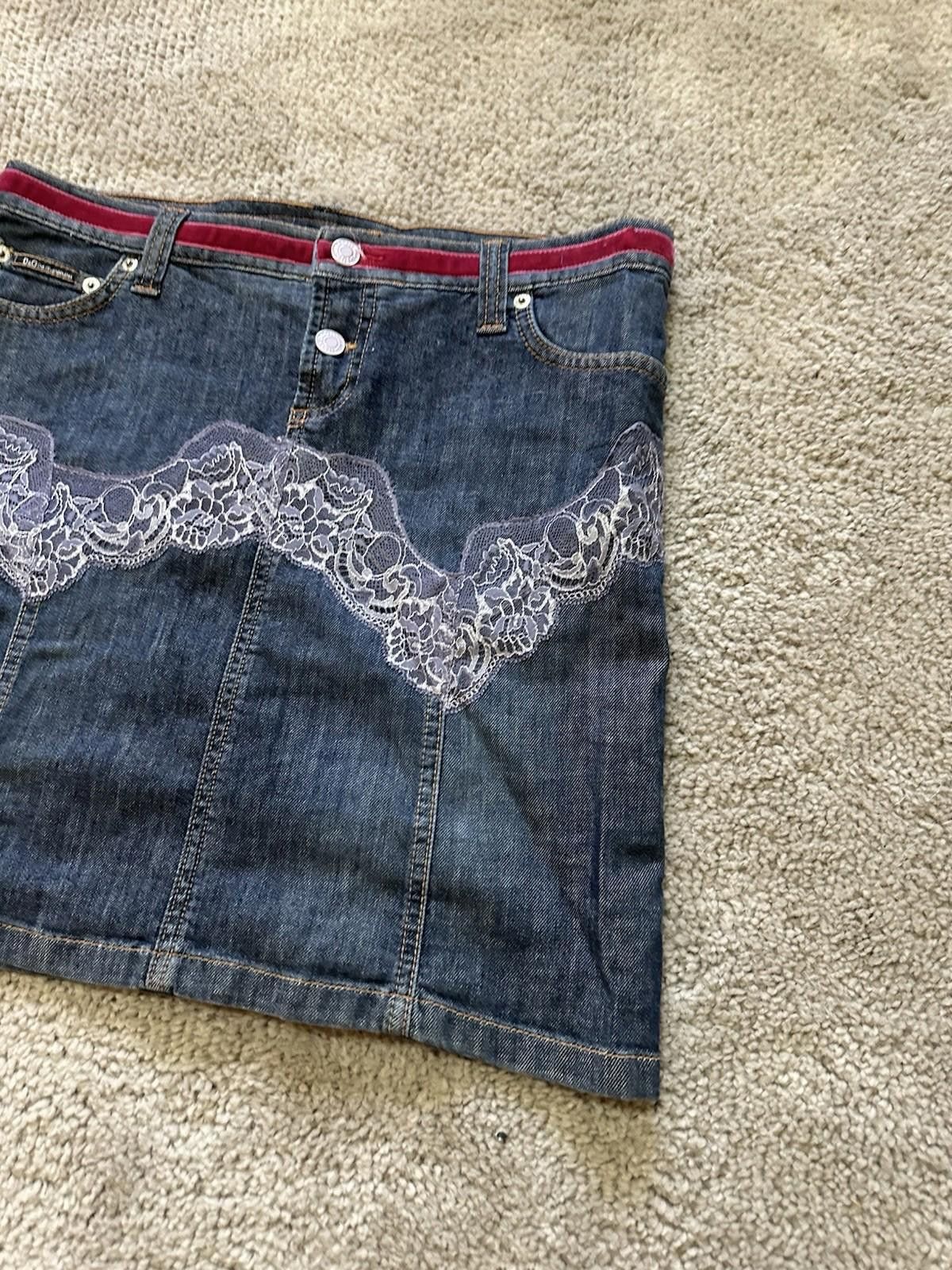 Dolce & Gabbana Vintage Dolce & Gabbana Women's Navy and Blue Skirt Size 32" / US 10 / IT 46 - 2 Thumbnail