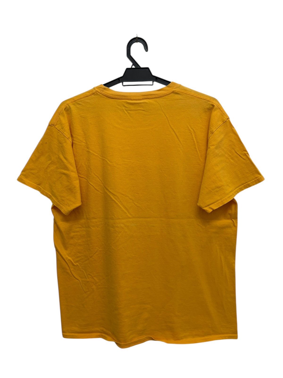 Gildan LEATHERFACE’S FRESH CUT MEATS CULT HORROR MOVIE GRAPHIC TEE Size US XL / EU 56 / 4 - 2 Thumbnail