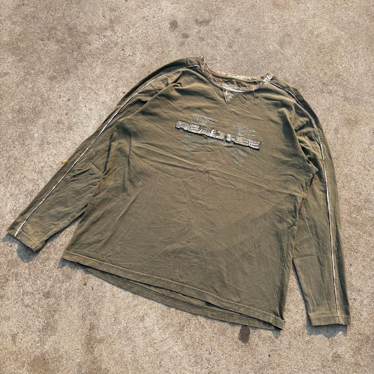 Realtree RealTree Embossed Logo Long Sleeve Tee Faded Size US L / EU 52-54 / 3 - 10 Thumbnail
