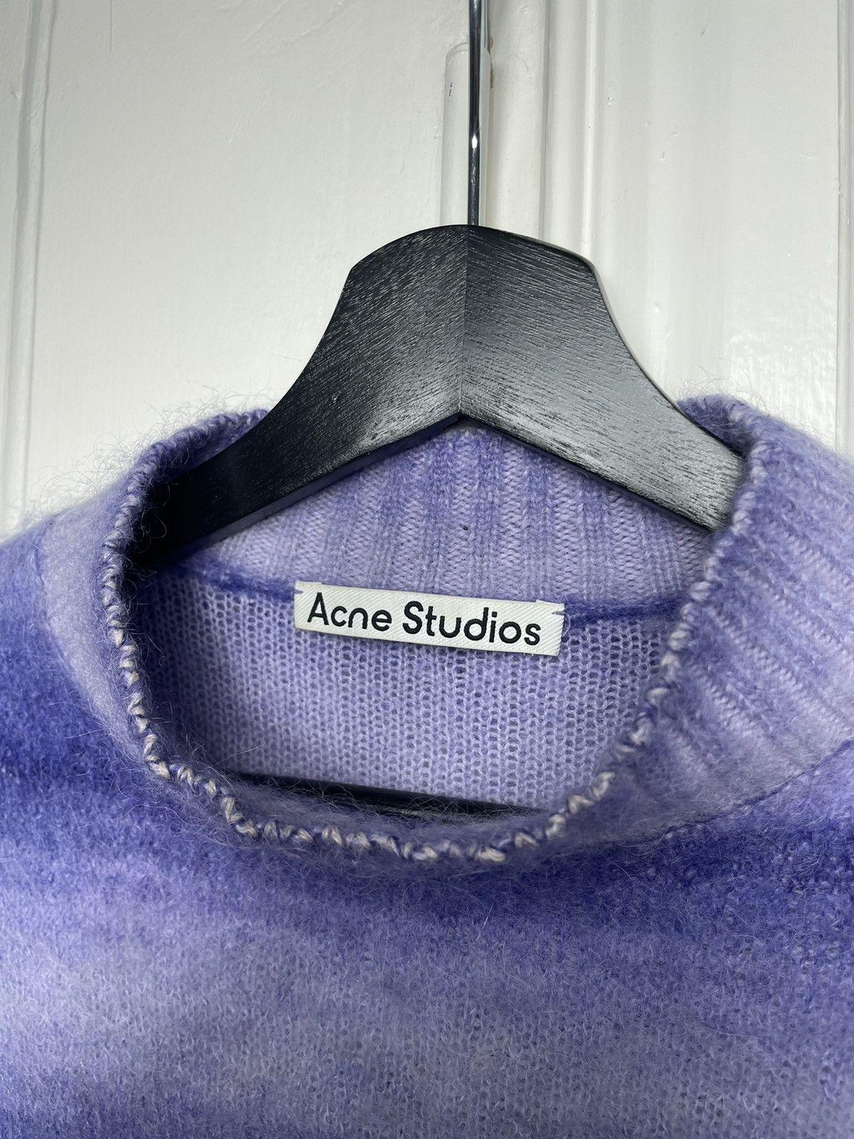 Acne Studios Acne Studios new collections gradient purple/lilac sweater Size US M / EU 48-50 / 2 - 6 Thumbnail