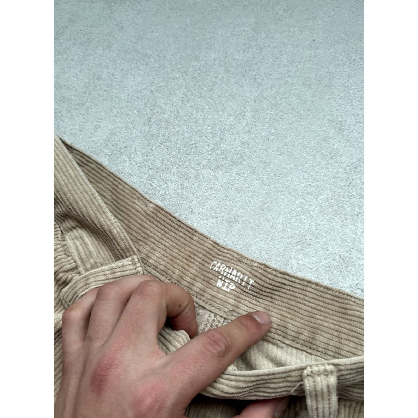 Carhartt Wip VINTAGE Carhartt WIP Corduroy Simple Pants Men Regular S Beige 90s 2000s Streetwear Logo Relaxed 29x32 Size US 29 - 6 Thumbnail