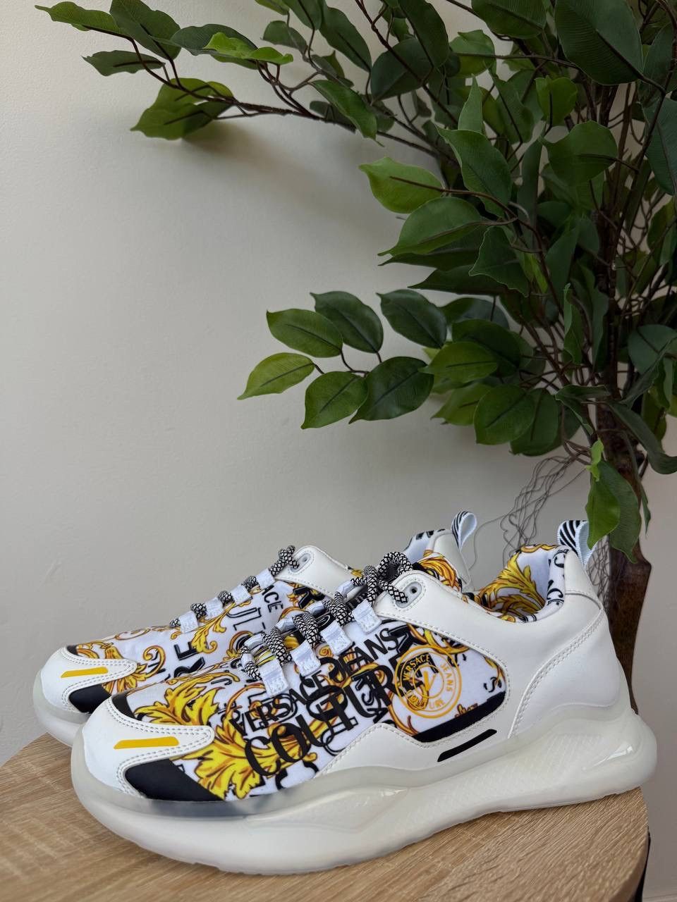 Versace Jeans Couture Versace Jeans Couture Sneakers White (74YA3S1B) Size US 10 / EU 43 - 1 Thumbnail
