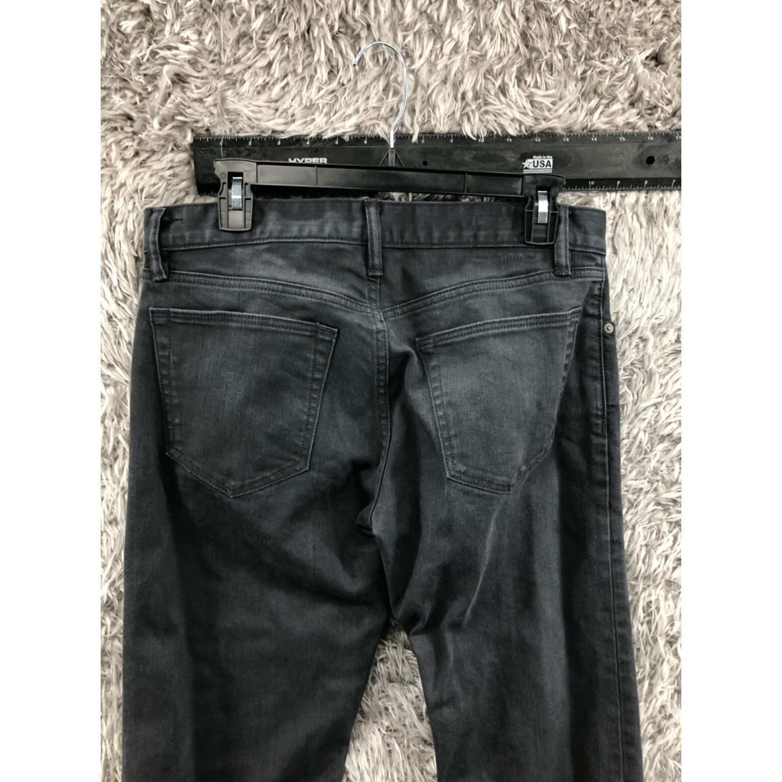 Banana Republic Banana Republic Jeans Size 31x32 Regular Straight Mens Gray Medium Wash Denim Cotton Blend Belt Loops 5-Pocket Size US 31 - 6 Thumbnail