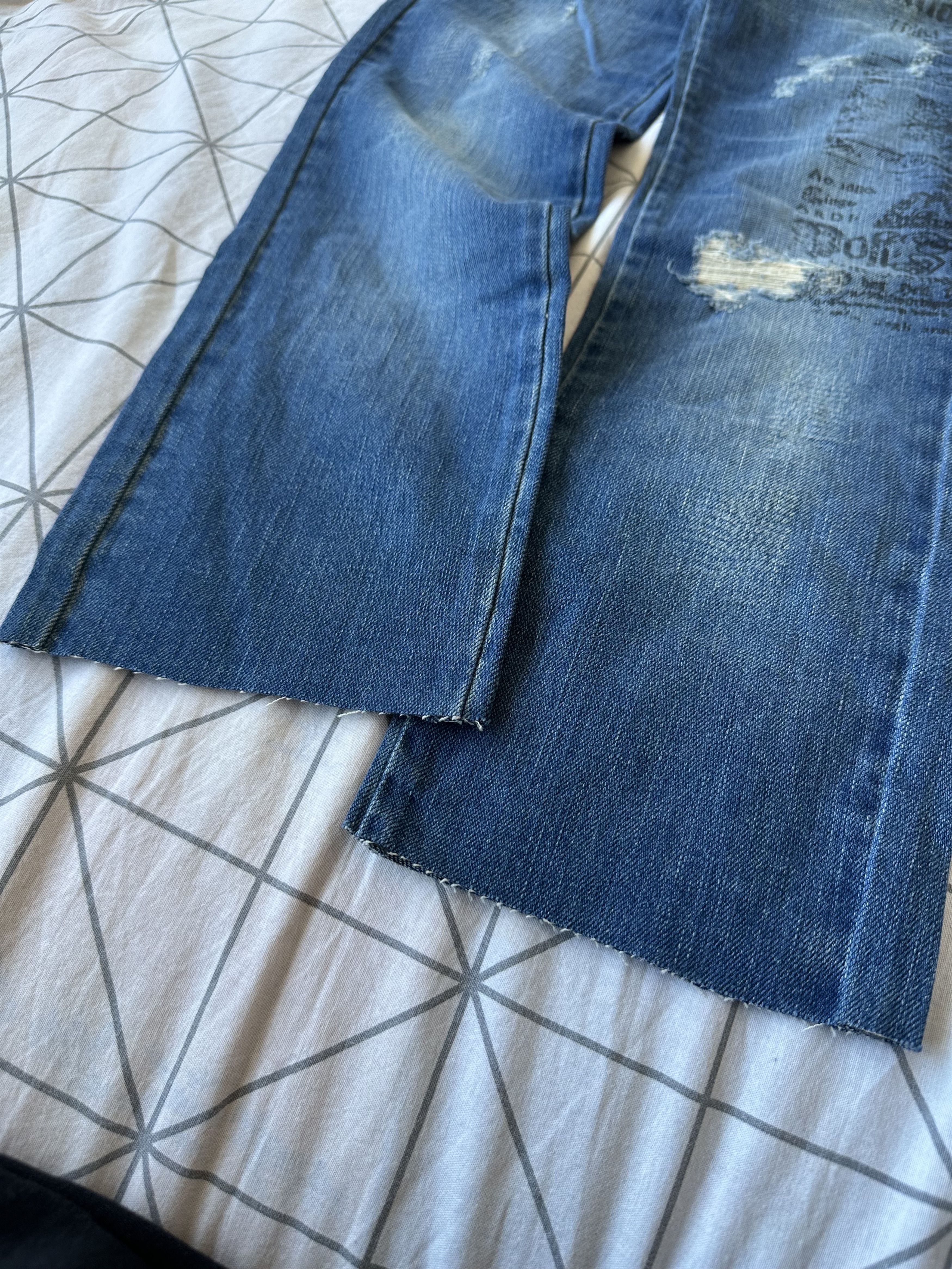 John Galliano Galliano Newspaper Gothic Denim New Size US 26 / EU 42 - 4 Thumbnail