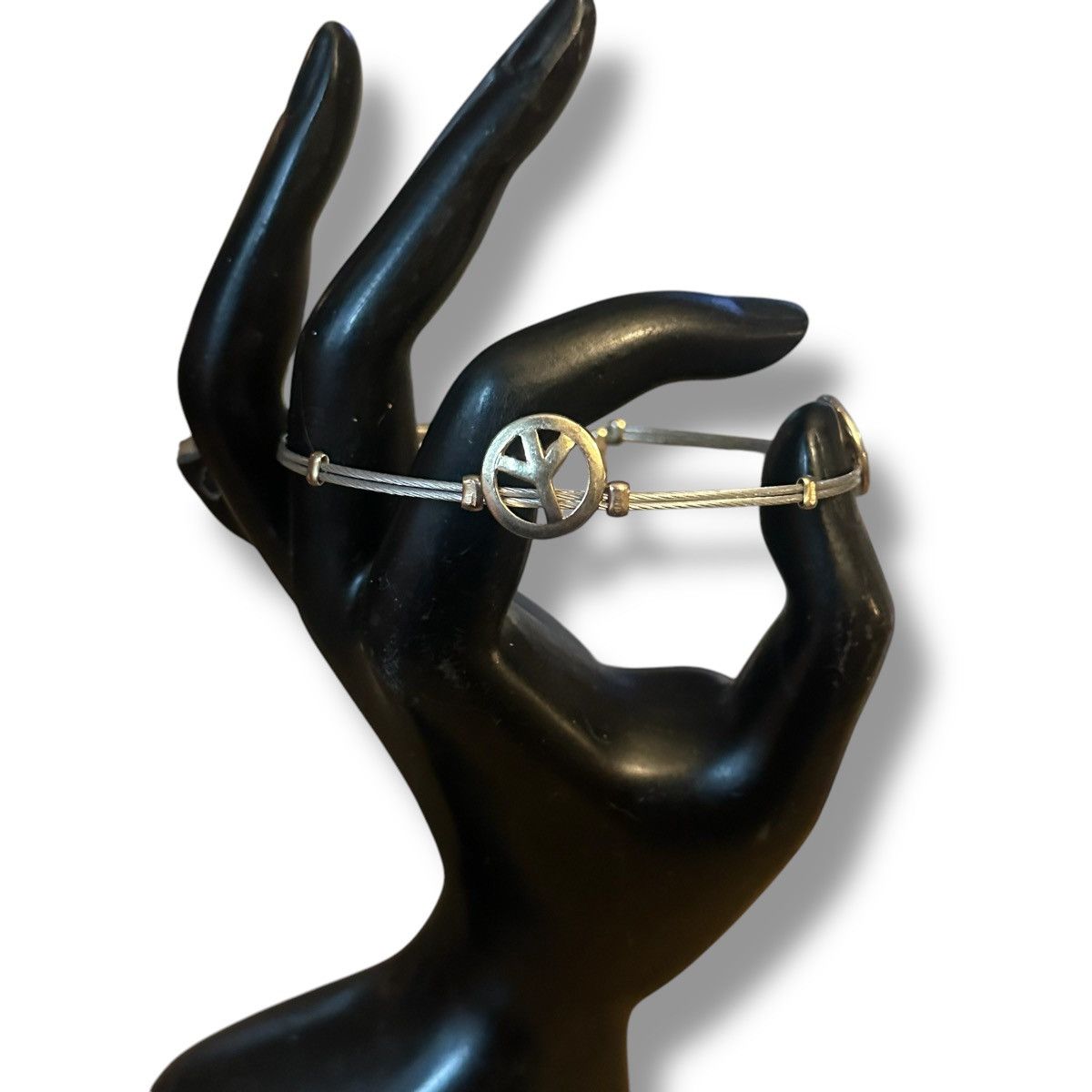 Other Two tone peace sign cable wire bracelet Size ONE SIZE - 2 Thumbnail