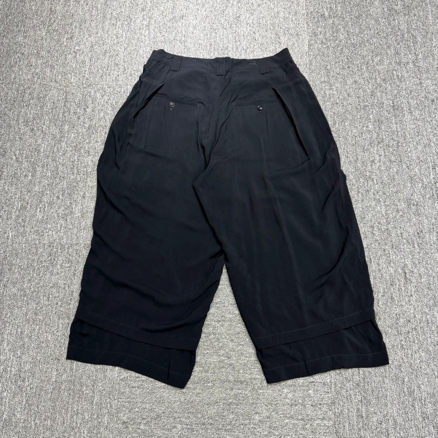 Yohji Yamamoto Yohji Yamamoto 7/8 Wide-Leg Pants Size 3 99 New Size US 34 / EU 50 - 5 Thumbnail