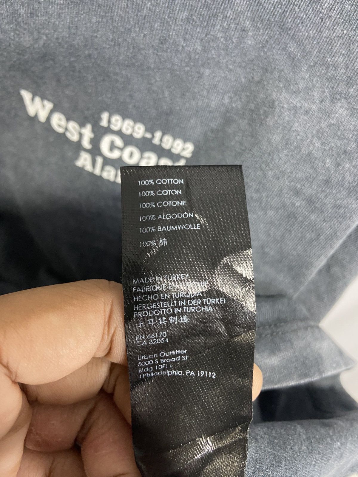 Urban Outfitters × Vintage Vintage West Coast Alameda crop long sleeve Size L / US 10 / IT 46 - 8 Thumbnail