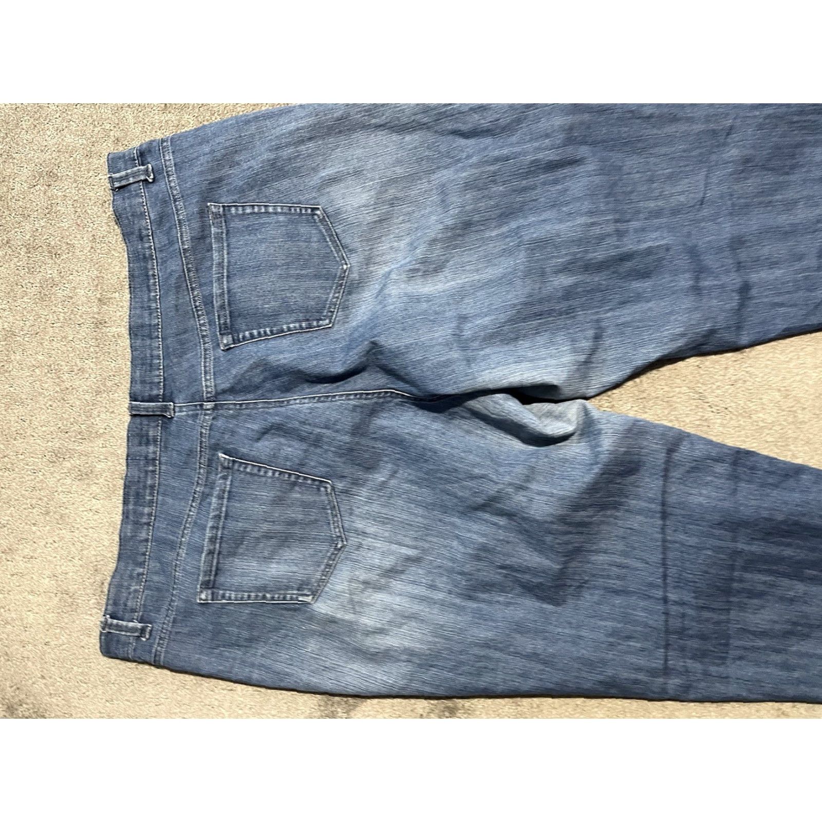 Gloria Vanderbilt VINTAGE Gloria Vanderbilt Women’s Straight Jeans 22W Blue Denim Amanda Size 40" / US 18 - 4 Thumbnail
