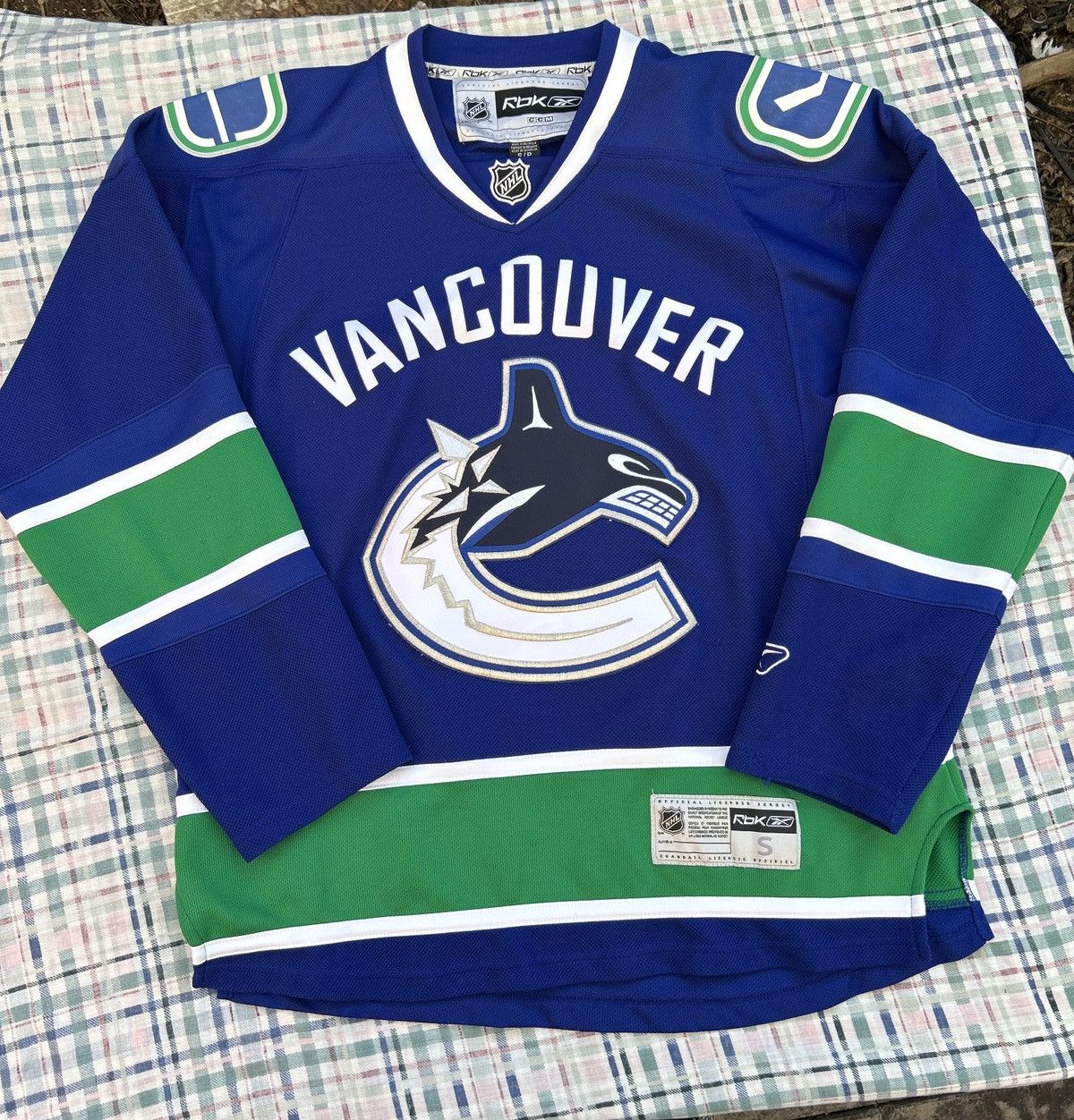 Reebok Vancouver Canucks NHL Jersey