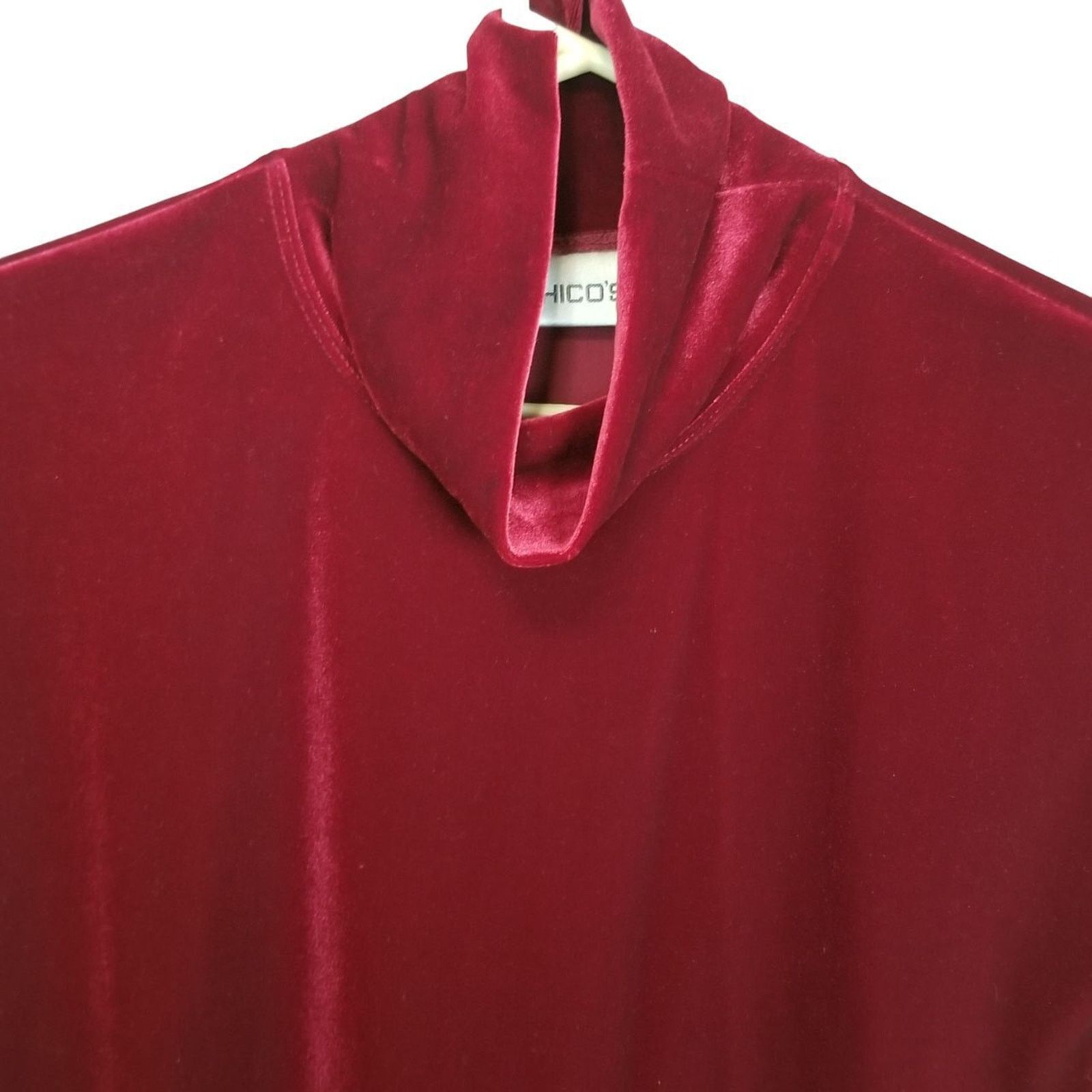Chicos Chicos Aspen Red Velvet Mock Neck Top Holiday Party Xmas Size M / US 6-8 / IT 42-44 - 2 Thumbnail