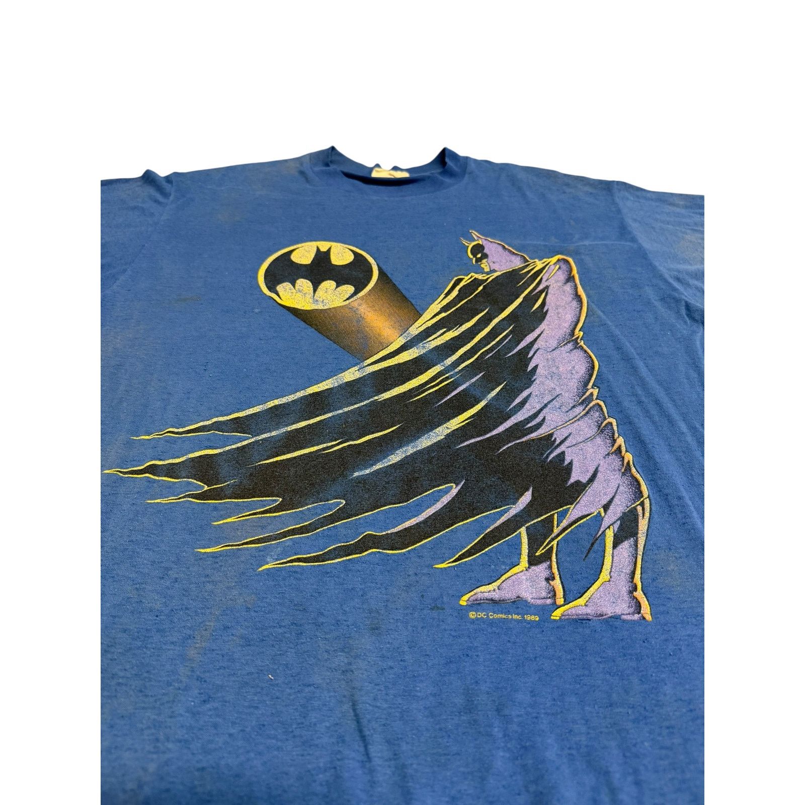 DC Comics Vintage 1989 DC Comics Batman T-Shirt * Faded Tag * Size L Size US L / EU 52-54 / 3 - 3 Thumbnail