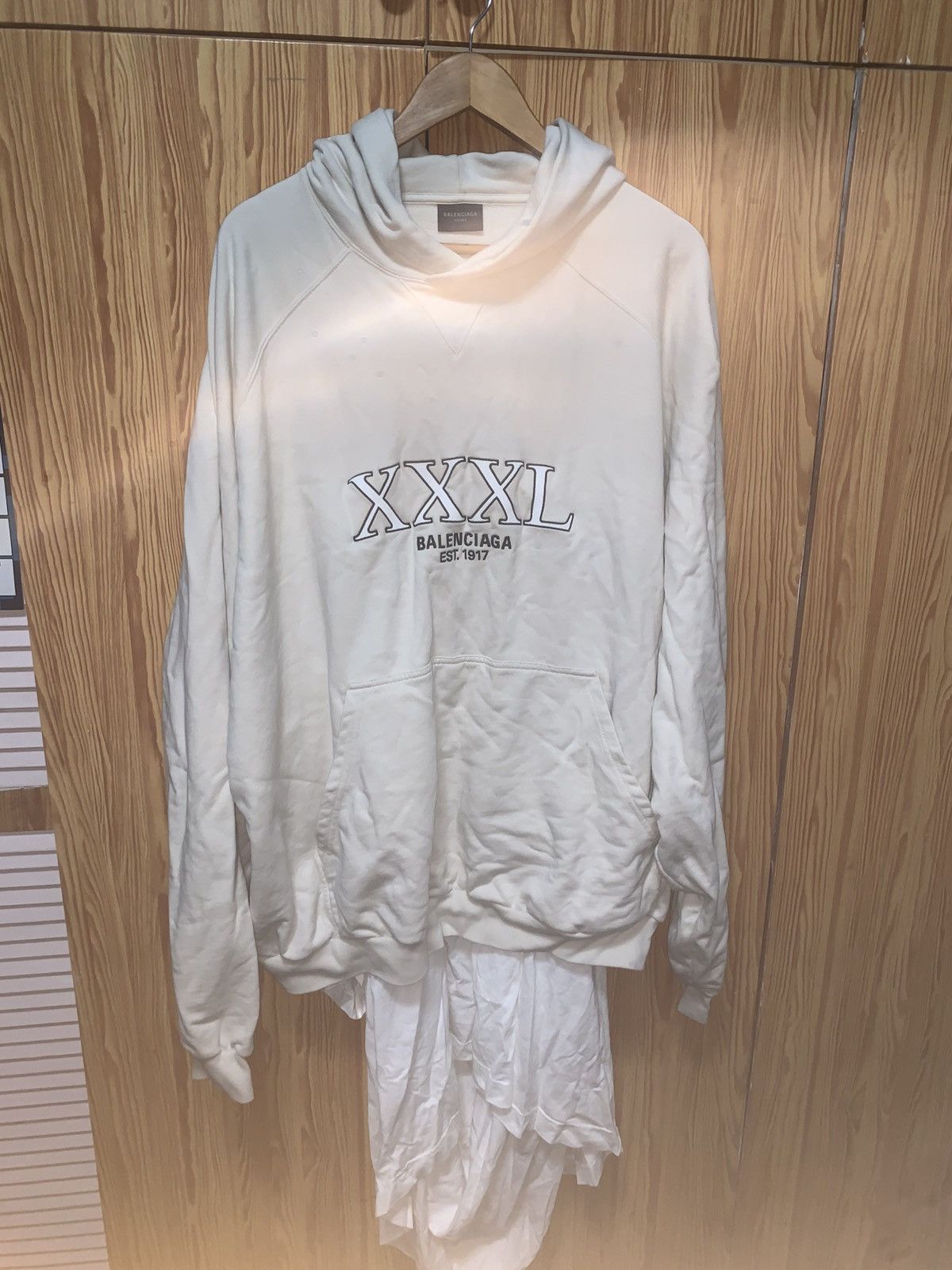 Balenciaga Balenciaga xxxl patched hoodie 360 Size US XL / EU 56 / 4 - 3 Thumbnail