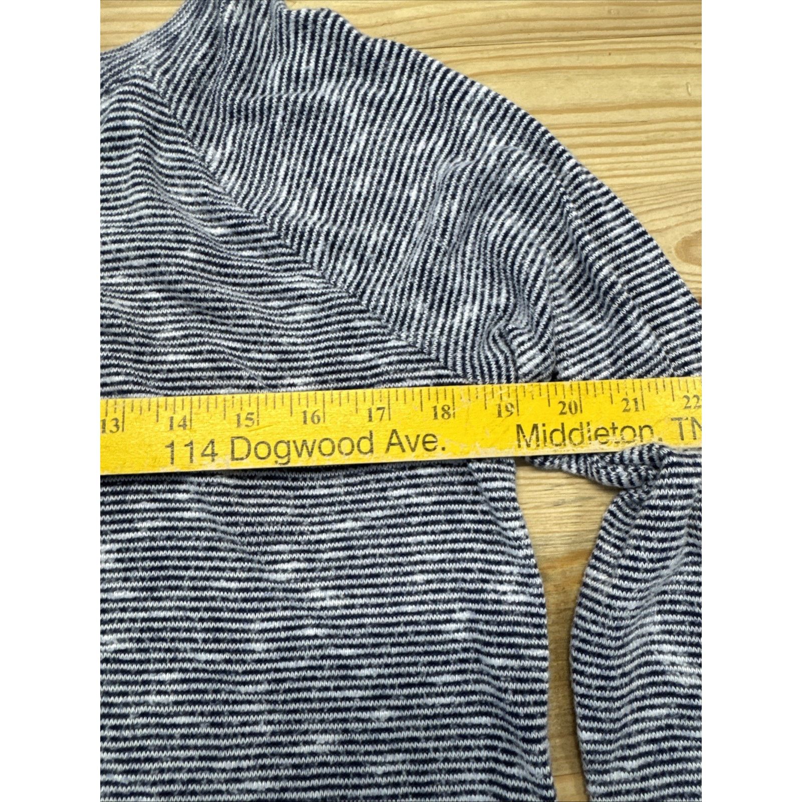 Gap GAP Sport Gray And Black Striped Sweatshirt Women’s Size L Size L / US 10 / IT 46 - 4 Thumbnail