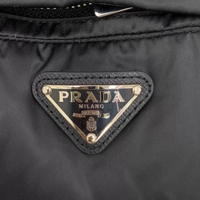 Prada Prada Black triangle stand-up collar zipper long-sleeved w Size XS / US 0-2 / IT 36-38 - 5 Thumbnail