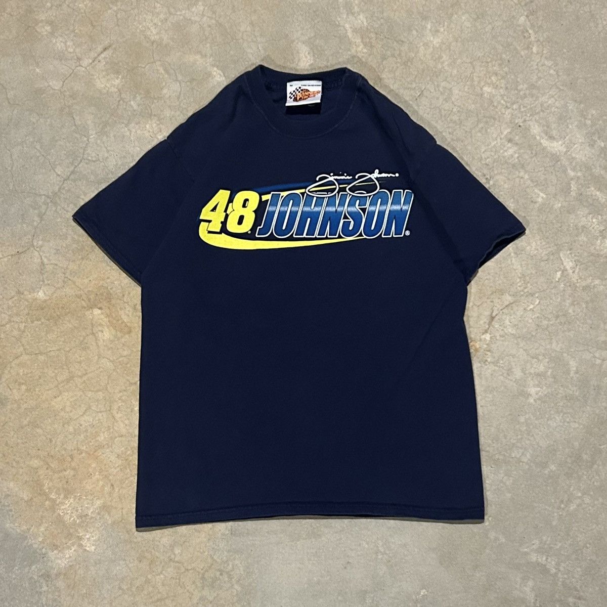 NASCAR × Vintage Crazy Vintage Y2K Nascar Jimmie Johnson Lowe’s Racing Tee Size US M / EU 48-50 / 2 - 3 Thumbnail