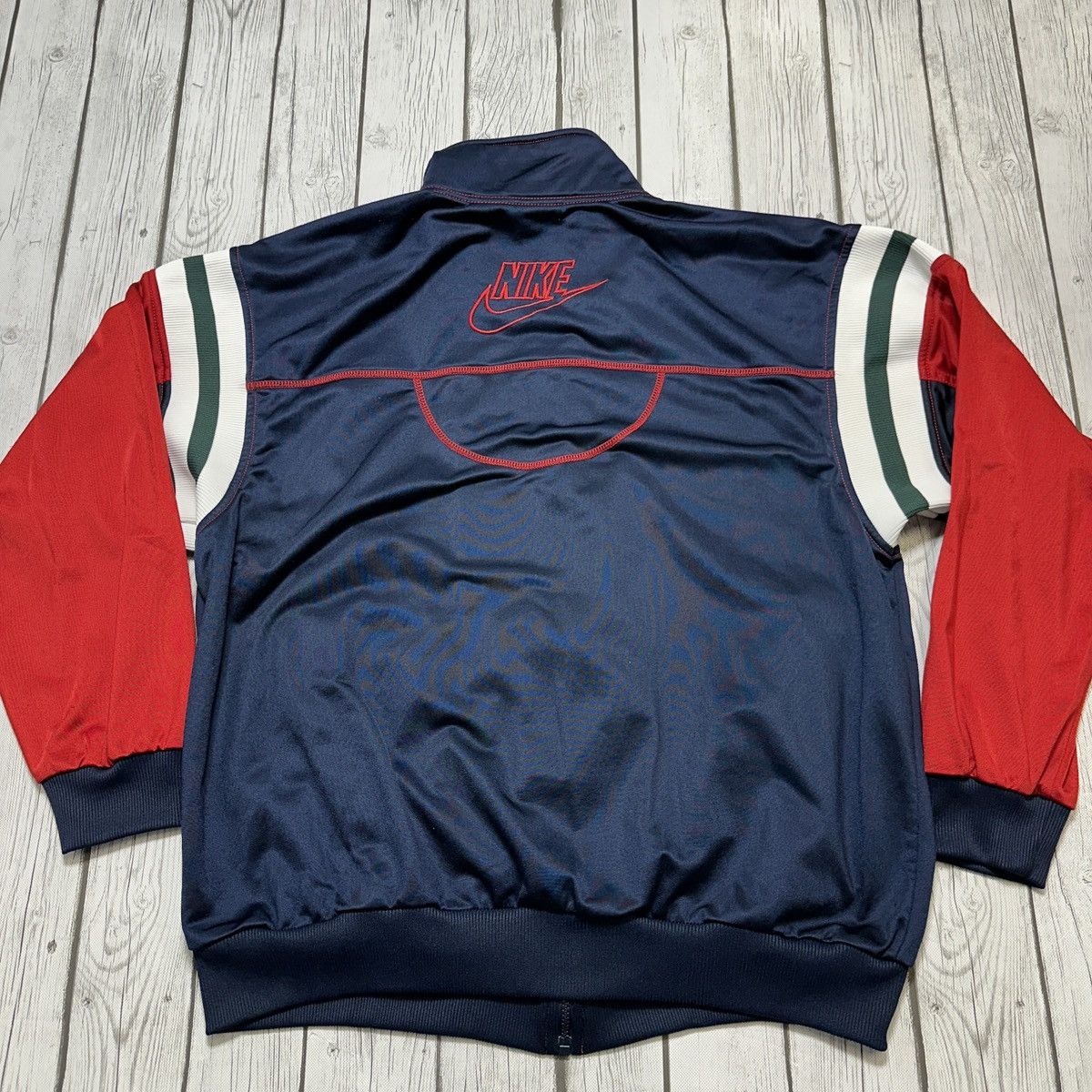 Vintage Vintage Nike jacket Size US L / EU 52-54 / 3 - 2 Thumbnail