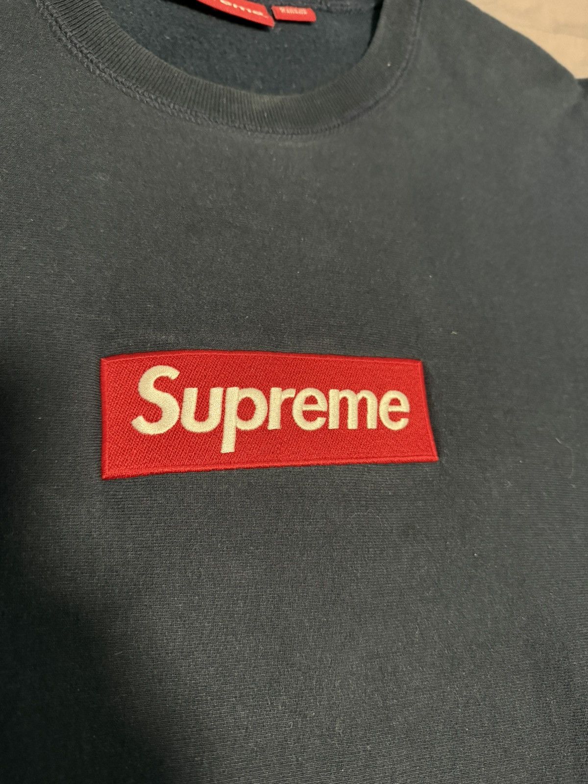 Supreme Supreme fw15 red on navy box logo crewneck Size US M / EU 48-50 / 2 - 5 Thumbnail